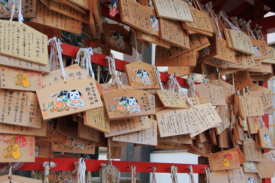 Ema wooden-plaque-1659071_960_720